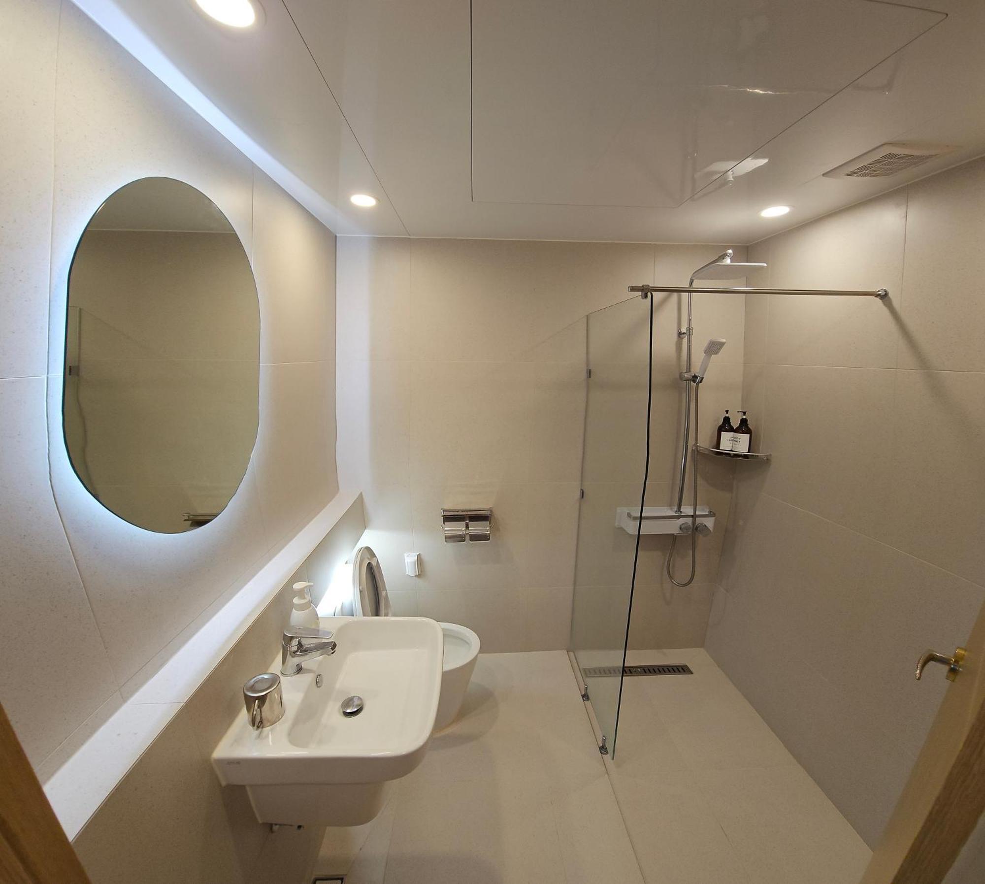 Tongyeong Bay Condo Hotel Exterior foto
