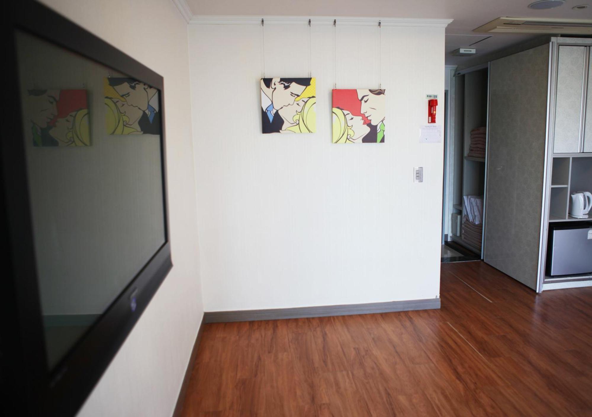 Tongyeong Bay Condo Hotel Exterior foto